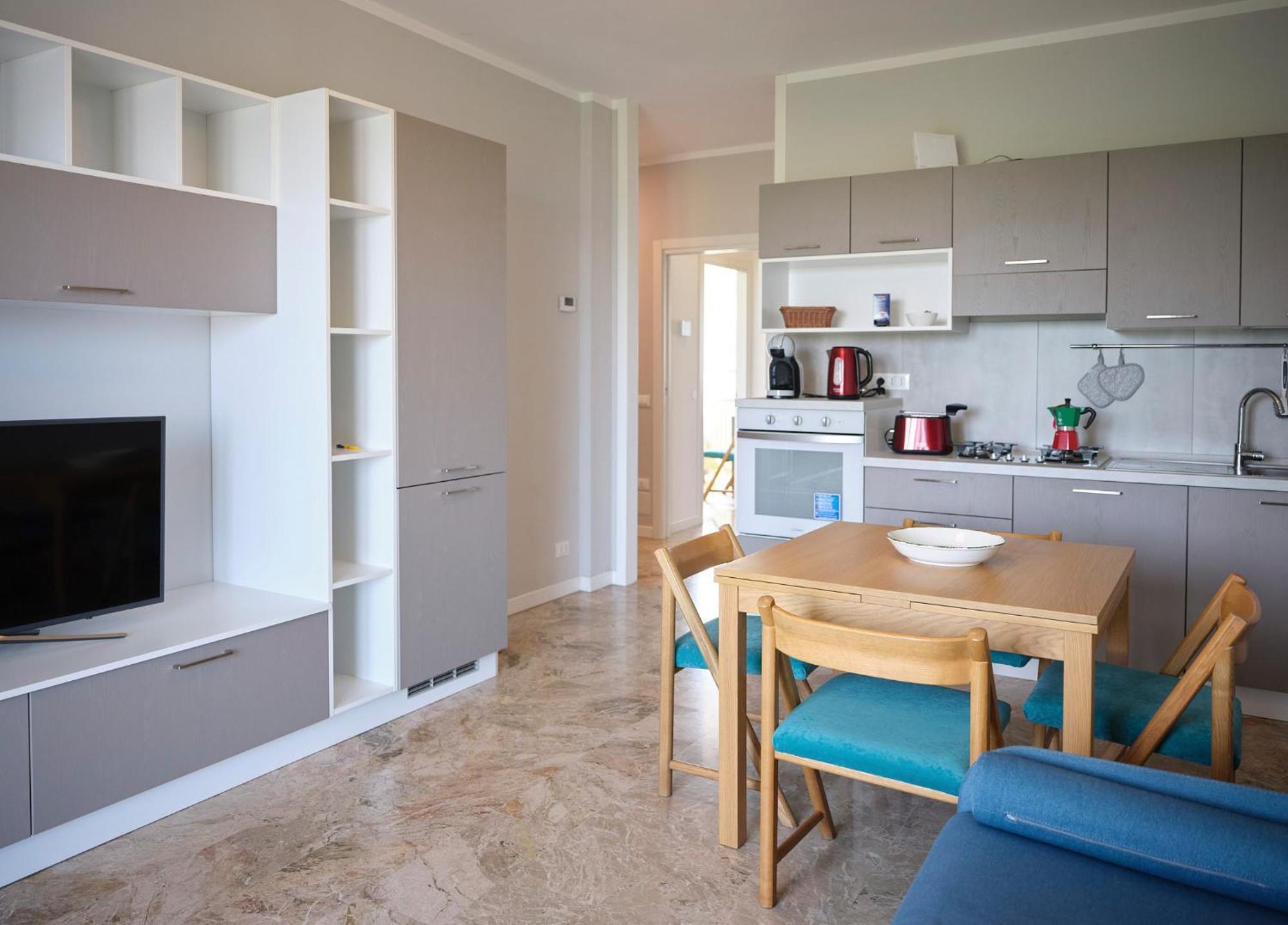 Casa Ierardi - Appartamento Arona Bellavista Екстериор снимка