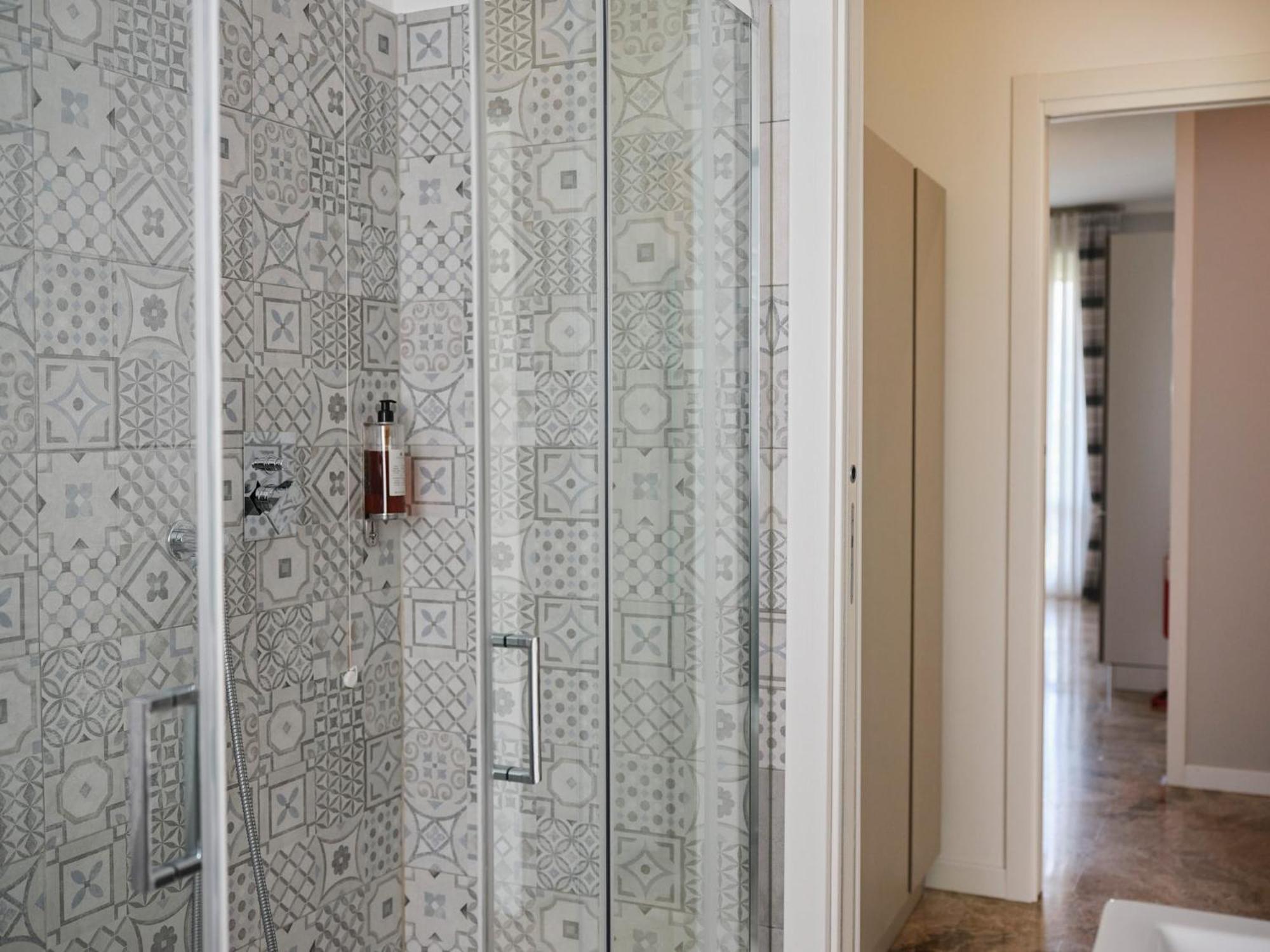 Casa Ierardi - Appartamento Arona Bellavista Екстериор снимка
